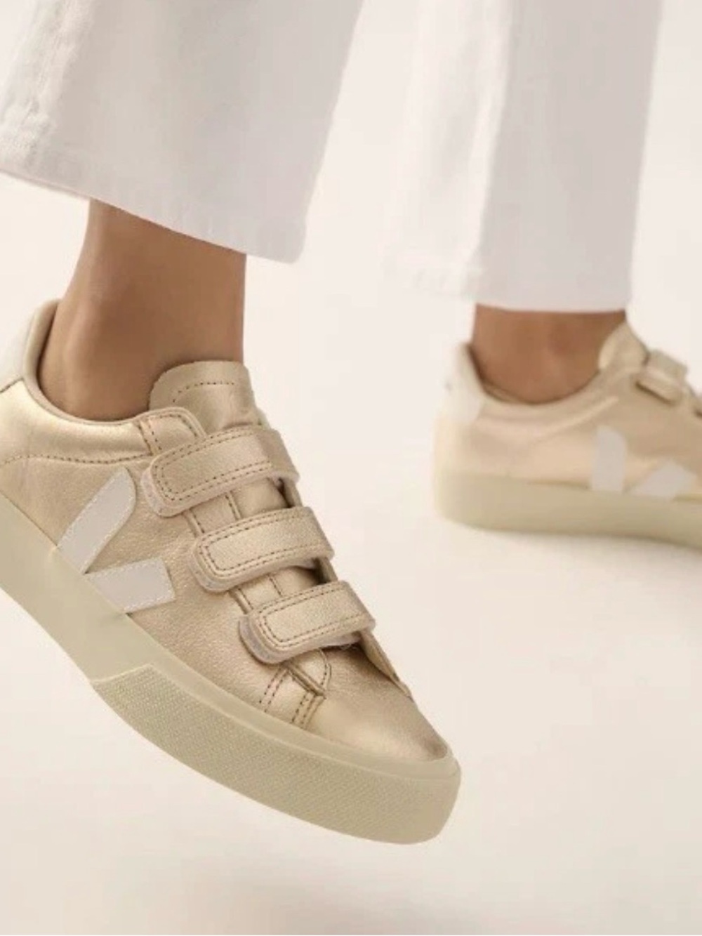 Veja Recife (hook and loop closure) Platine White Gold Metallic Sneaker